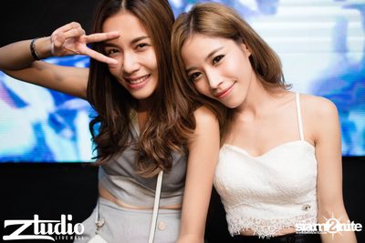 Grey Goose นำเสนอ TGIF : Tom Swoon ที่ สตูดิโอ ไลฟ์ ฮอลล์ — photo 31