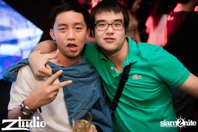 Grey Goose นำเสนอ TGIF : Tom Swoon ที่ สตูดิโอ ไลฟ์ ฮอลล์ — photo 32
