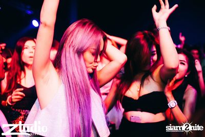 Grey Goose นำเสนอ TGIF : Tom Swoon ที่ สตูดิโอ ไลฟ์ ฮอลล์ — photo 37