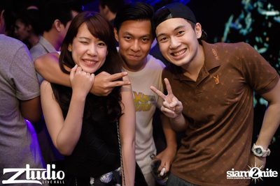 Grey Goose นำเสนอ TGIF : Tom Swoon ที่ สตูดิโอ ไลฟ์ ฮอลล์ — photo 42