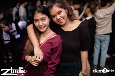 Grey Goose นำเสนอ TGIF : Tom Swoon ที่ สตูดิโอ ไลฟ์ ฮอลล์ — photo 53