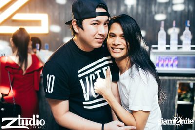 Grey Goose นำเสนอ TGIF : Tom Swoon ที่ สตูดิโอ ไลฟ์ ฮอลล์ — photo 60