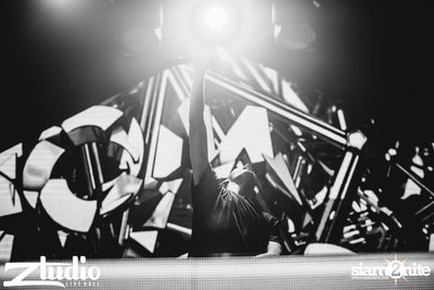 Grey Goose นำเสนอ TGIF : Tom Swoon ที่ สตูดิโอ ไลฟ์ ฮอลล์ — photo 69