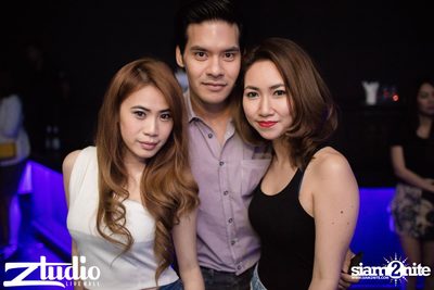 Grey Goose นำเสนอ TGIF : Tom Swoon ที่ สตูดิโอ ไลฟ์ ฮอลล์ — photo 93
