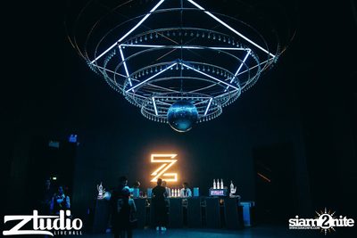 Grey Goose นำเสนอ TGIF : Tom Swoon ที่ สตูดิโอ ไลฟ์ ฮอลล์ — photo 95