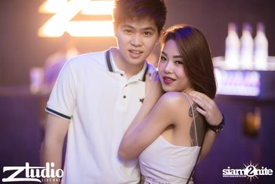 Grey Goose นำเสนอ TGIF : Tom Swoon ที่ สตูดิโอ ไลฟ์ ฮอลล์ — photo 109