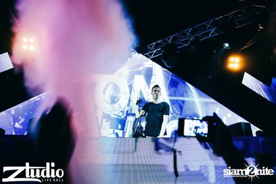 Grey Goose นำเสนอ TGIF : Tom Swoon ที่ สตูดิโอ ไลฟ์ ฮอลล์ — photo 113