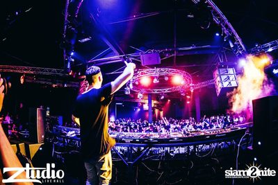 Grey Goose นำเสนอ TGIF : Tom Swoon ที่ สตูดิโอ ไลฟ์ ฮอลล์ — photo 132