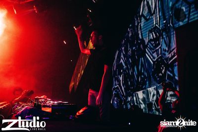 Grey Goose นำเสนอ TGIF : Tom Swoon ที่ สตูดิโอ ไลฟ์ ฮอลล์ — photo 158