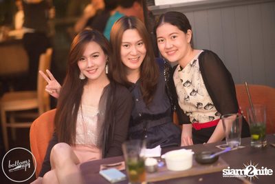 Saturday Night at BottomsUp, Thonglor — photo 11