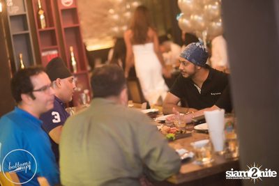 Saturday Night at BottomsUp, Thonglor — photo 13