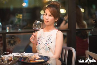 Saturday Night at BottomsUp, Thonglor — photo 36
