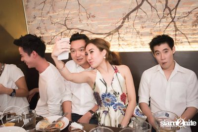 Saturday Night at BottomsUp, Thonglor — photo 57