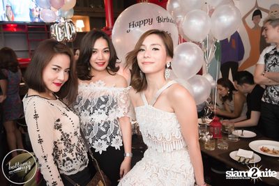 Saturday Night at BottomsUp, Thonglor — photo 63