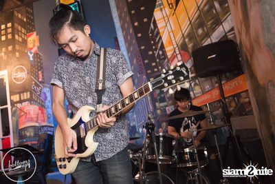 Saturday Night at BottomsUp, Thonglor — photo 83