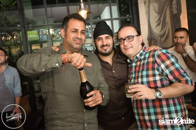 Saturday Night at BottomsUp, Thonglor — photo 116