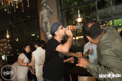 Saturday Night at BottomsUp, Thonglor — photo 121