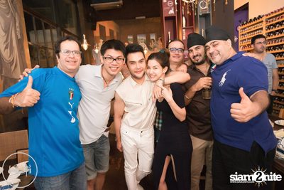 Saturday Night at BottomsUp, Thonglor — photo 163