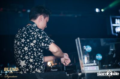 Blend 285 Signature นำเสนอ FTAMPA Live ที่ เซฟเฮ้าส์ — photo 17