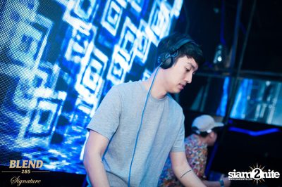 Blend 285 Signature นำเสนอ FTAMPA Live ที่ เซฟเฮ้าส์ — photo 180