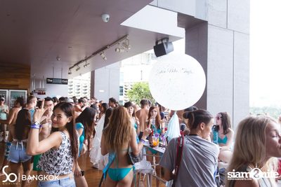 SO POOL PARTY ที่ เดอะ วอเตอร์ คลับ,โซฟิเทล โซ — photo 1