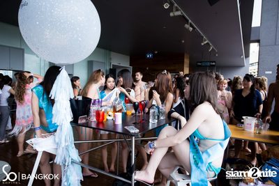 SO POOL PARTY ที่ เดอะ วอเตอร์ คลับ,โซฟิเทล โซ — photo 4