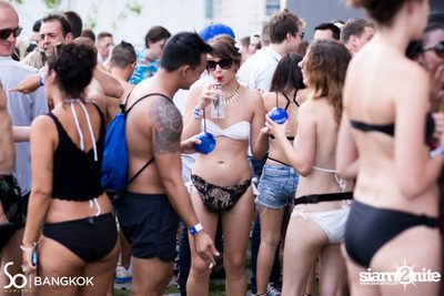 SO POOL PARTY ที่ เดอะ วอเตอร์ คลับ,โซฟิเทล โซ — photo 52