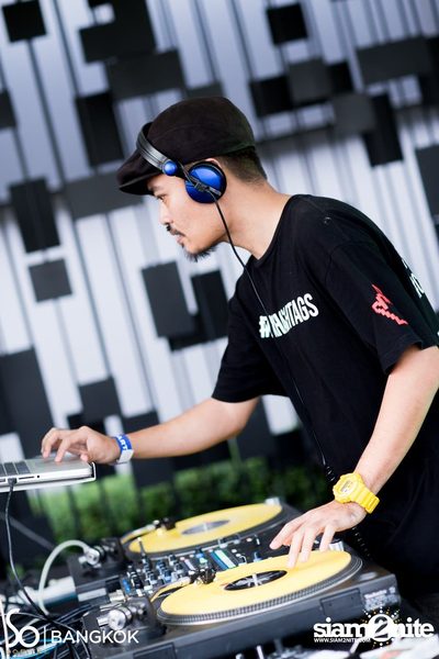 SO POOL PARTY ที่ เดอะ วอเตอร์ คลับ,โซฟิเทล โซ — photo 58