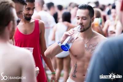 SO POOL PARTY ที่ เดอะ วอเตอร์ คลับ,โซฟิเทล โซ — photo 67