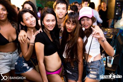 SO POOL PARTY ที่ เดอะ วอเตอร์ คลับ,โซฟิเทล โซ — photo 176