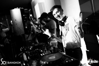 SO POOL PARTY ที่ เดอะ วอเตอร์ คลับ,โซฟิเทล โซ — photo 187