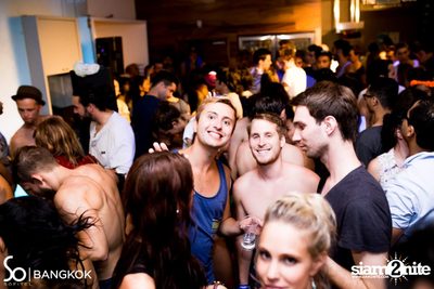 SO POOL PARTY ที่ เดอะ วอเตอร์ คลับ,โซฟิเทล โซ — photo 189