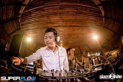 Soft Opening with Jonathan Ulysses at Superflow City Beach Club — photo 49