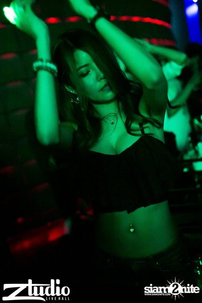 Grey Goose นำเสนอ TGIF : Quentin Mosimann ที่ สตูดิโอ — photo 33