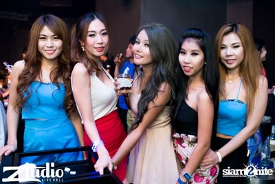 Grey Goose นำเสนอ TGIF : Quentin Mosimann ที่ สตูดิโอ — photo 84