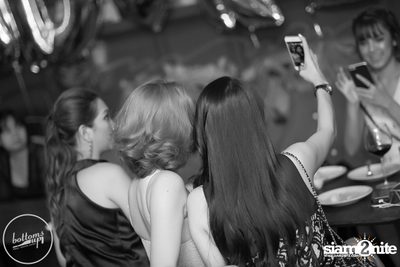 Saturday Night at BottomsUp, Thonglor — photo 4