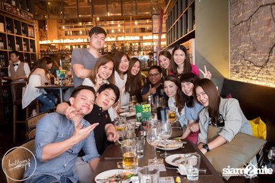 Saturday Night at BottomsUp, Thonglor — photo 39