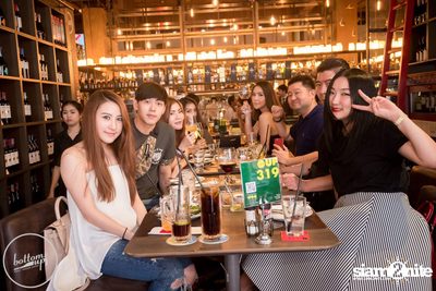 Saturday Night at BottomsUp, Thonglor — photo 41