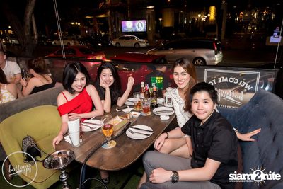 Saturday Night at BottomsUp, Thonglor — photo 79