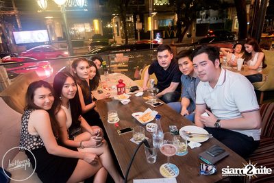 Saturday Night at BottomsUp, Thonglor — photo 106