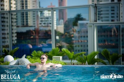 Beluga presents Tall Sasha & Ornny Princess Pool Party — photo 26