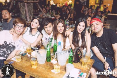 ปาร์ตี้ฉลองเปิดร้าน ไวลด์ แร็บบิท กับ สิงโต นำโชค — photo 95