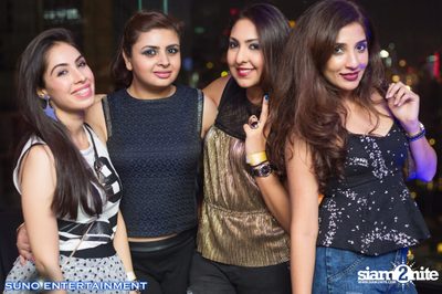 Suno Entertainment นำเสนอ DJ Lloyd Live ที่ มายา รูฟท็อป บาร์ — photo 13