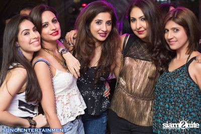 Suno Entertainment นำเสนอ DJ Lloyd Live ที่ มายา รูฟท็อป บาร์ — photo 49