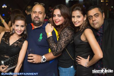 Suno Entertainment นำเสนอ DJ Lloyd Live ที่ มายา รูฟท็อป บาร์ — photo 52