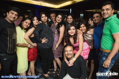 Suno Entertainment นำเสนอ DJ Lloyd Live ที่ มายา รูฟท็อป บาร์ — photo 59