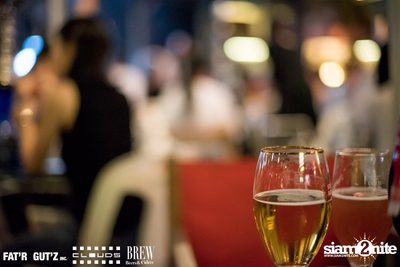 Seenspace Invasion ที่ร้าน Clouds, Fat'R Gut'z และ BREW Beers & Ciders — photo 1