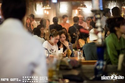 Seenspace Invasion ที่ร้าน Clouds, Fat'R Gut'z และ BREW Beers & Ciders — photo 18