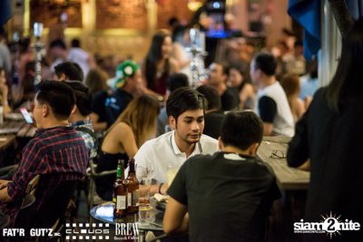 Seenspace Invasion ที่ร้าน Clouds, Fat'R Gut'z และ BREW Beers & Ciders — photo 25
