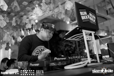 Seenspace Invasion ที่ร้าน Clouds, Fat'R Gut'z และ BREW Beers & Ciders — photo 40